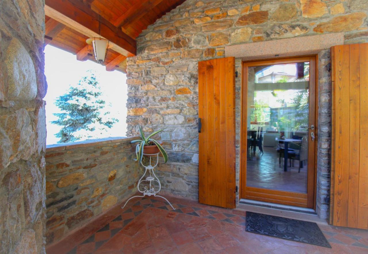 Residenza Castellum Apartment Stazzona Luaran gambar