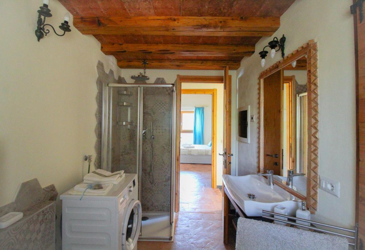 Residenza Castellum Apartment Stazzona Luaran gambar