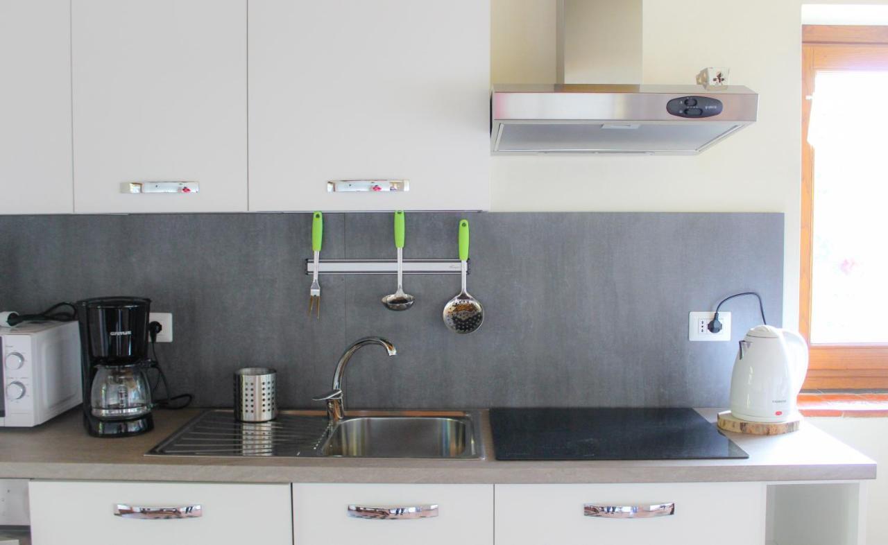 Residenza Castellum Apartment Stazzona Luaran gambar