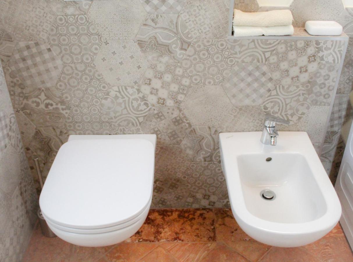 Residenza Castellum Apartment Stazzona Luaran gambar